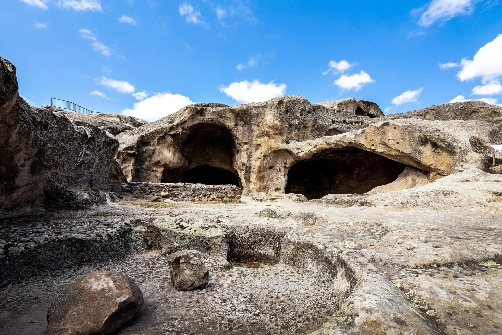 Uplistsikhe cave town and Gori